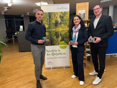 Auf dem Bild von links: René Skiba, Daniela Steinrode und Jochen Maier
